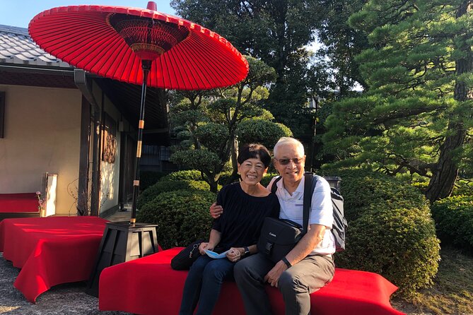 Fukuoka Private Tour: Heart and Tradition of Hakata - Hakata Hyakunenkura: the 140-year brewery and strawberry-leaning sake