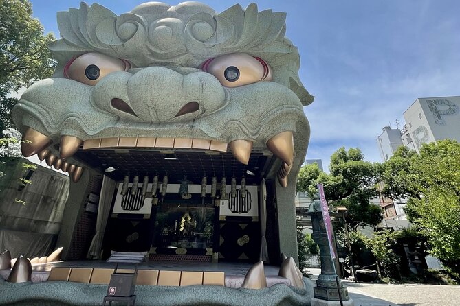 Full Day Guided Tour in Osaka by Van - Shinsekai and Tsutenkaku: old Osaka fun with context