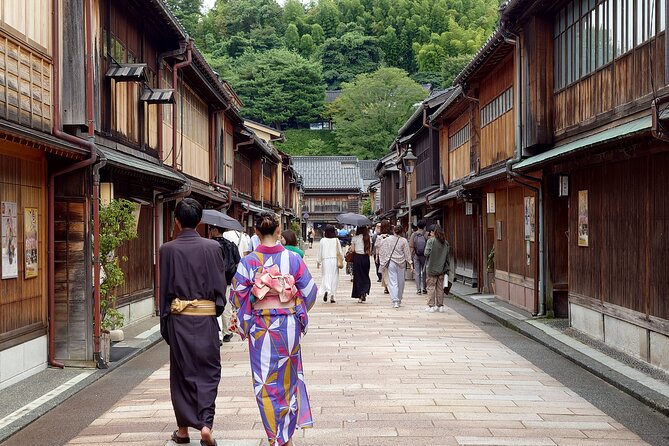 Full-Day Tour from Kanazawa: Samurai, Matcha, Gardens and Geisha - The Guides Matter: From Mike to Akari, Garrett, Lee, and Daniel