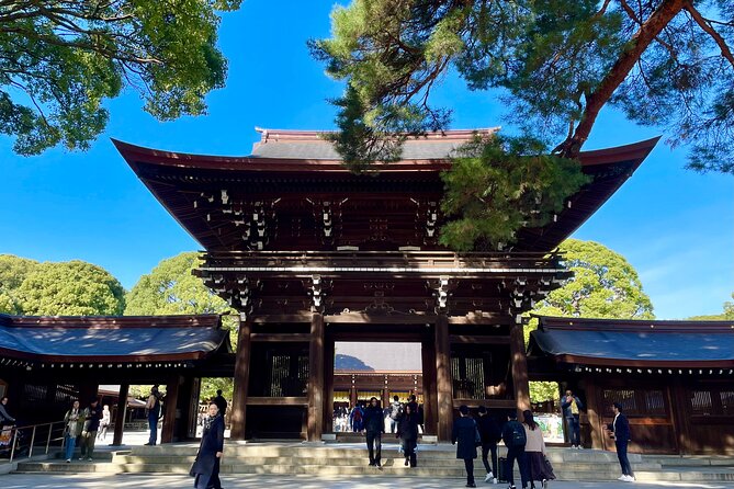 Get Unique Insights into Tokyo - Private Tour with local Guide - Asakusa, Akihabara, Ueno, and the Imperial Palace: Tokyo’s Older Core