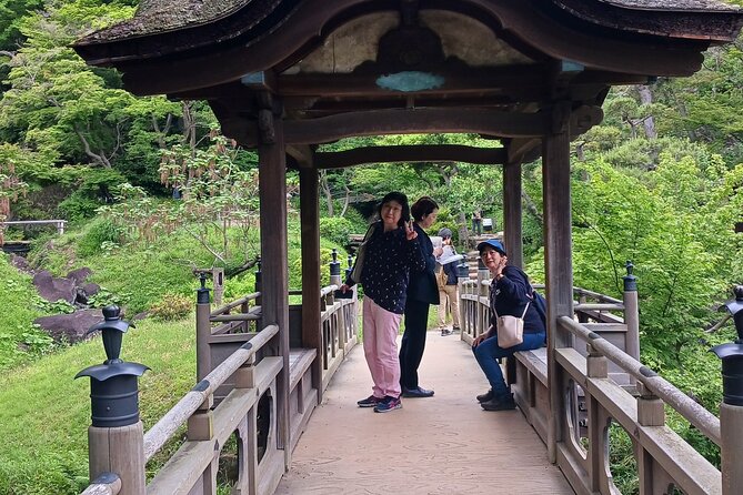 Guided History & Nature Exploration in the Yokohama Hill Area - Sankeien Gardens: A Guided Garden You Can Actually Enjoy