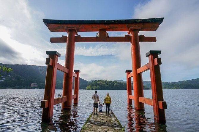 Hakone 8 hour Private Tour with Government-Licensed Guide - Timing, lunch, and the little details guides actually handle