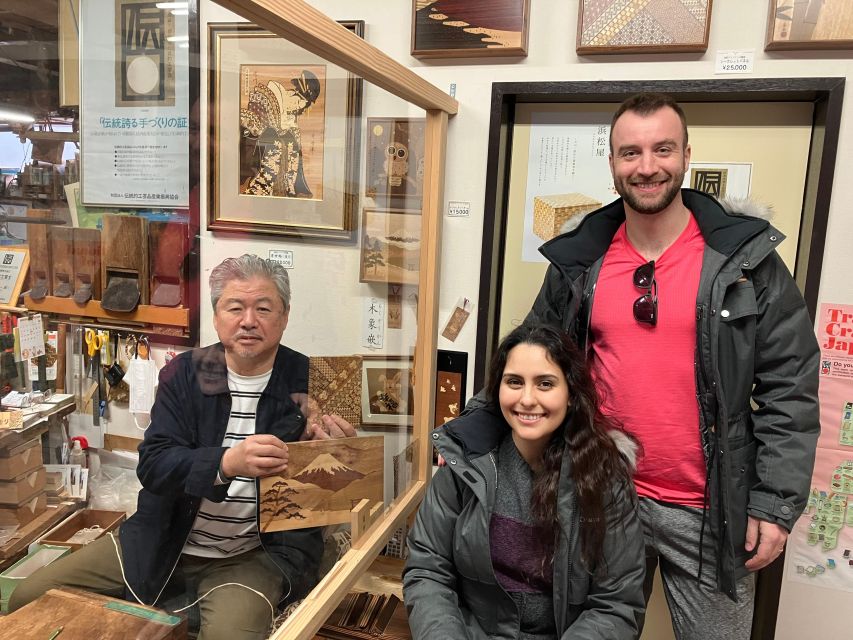 Hakone: Day Tour to View Mt Fuji & Wooden Culture Experience - Hakone Shrine at Lake Ashi for red torii photos