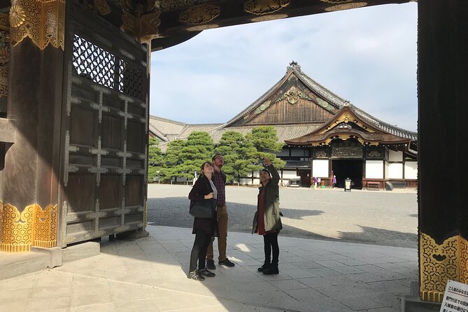 Half-Day Private Walking Tour in Kyoto - Nishiki Market shopping district, food scanning that saves you time