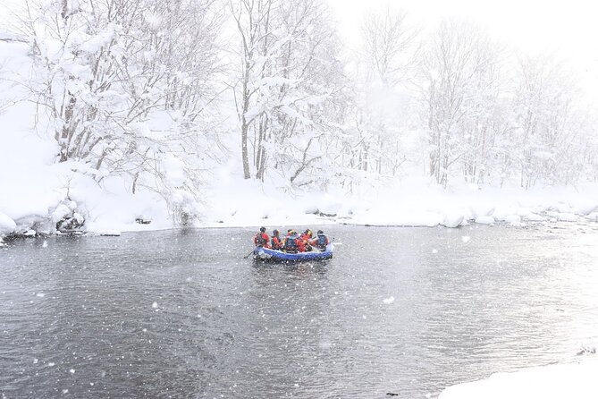 Half Day - Snow View Rafting in Niseko - Landing on the riverbank: Photos, snow play, and breaks that matter