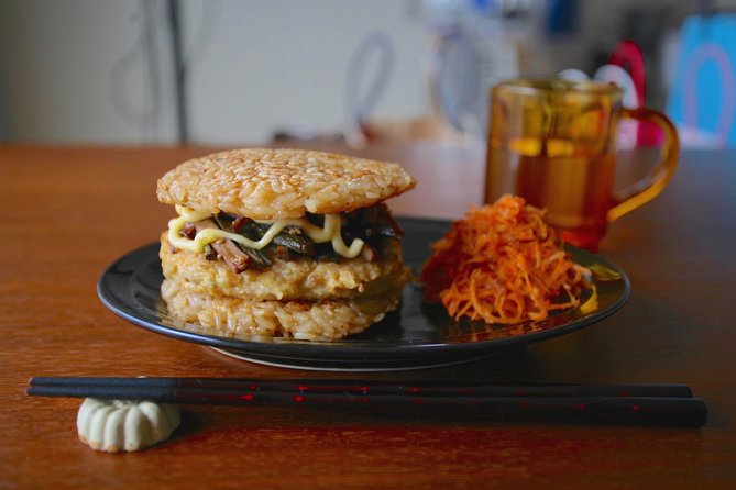 Hands-on Japanese Cooking in a Shinjuku Home Kitchen with Satoru - The Hands-On Cooking Hour, From Dashi to Sweet Notes