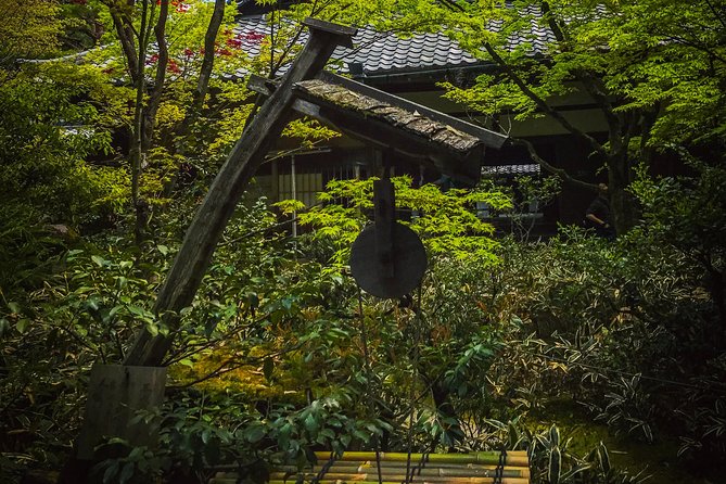 Hidden Kyoto E-Biking tour - Daitoku-ji: Zen Temple Complex Time Where Silence Matters