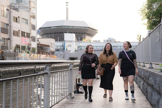 Himeji Castle and Akashi Kaikyo Bridge Walking Tour from Osaka - Akashi Kaikyo Bridge: from exhibition center to glass-floor views