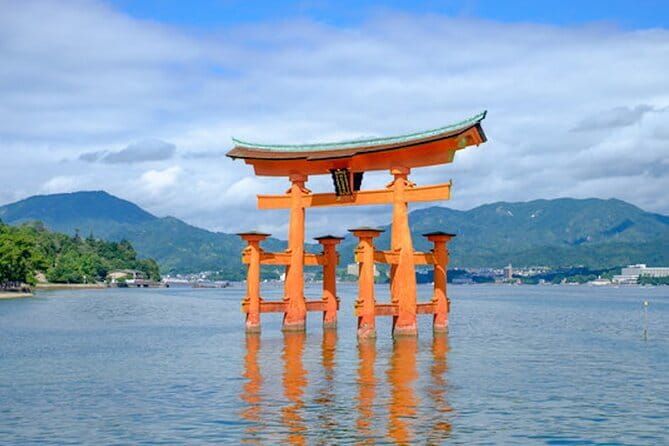 Hiroshima and Miyajima Private Custom Tour with Local Guide - A private day in Hiroshima and Miyajima, not a bus-group slog