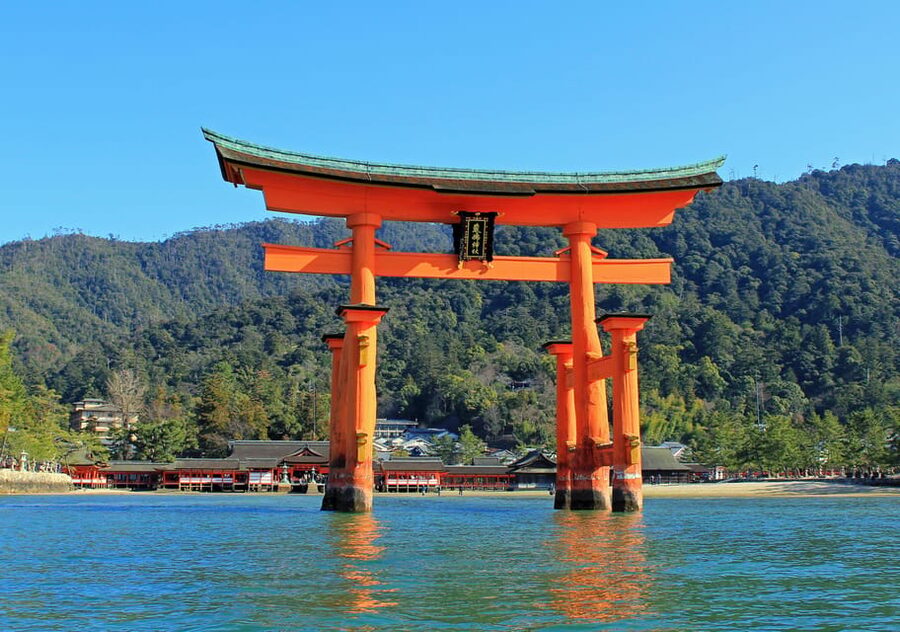 Hiroshima: Hiroshima and Miyajima UNESCO Sites 1-Day Tour - Atomic Bomb Dome to Peace Memorial Park, what to watch for