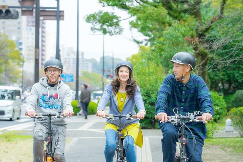 Hiroshima: Peace Cycling Tour with Local Guide - The guides are the real engine: family stories and respectful pacing