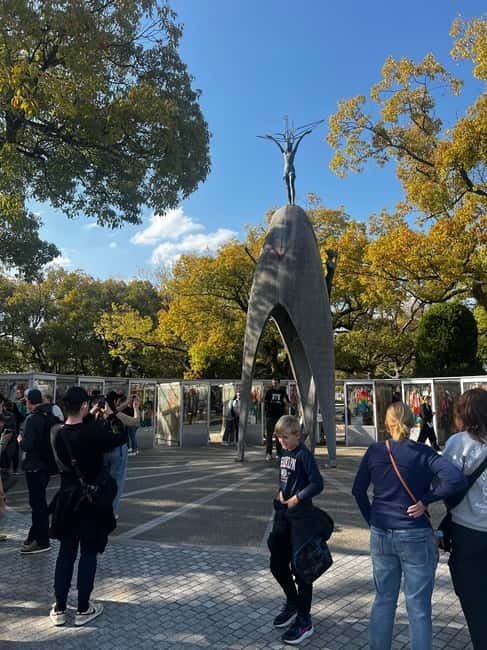 Hiroshima Peace Memorial Park: A Guided Tour - Ending at Gates of Peace: what the tour leaves you with