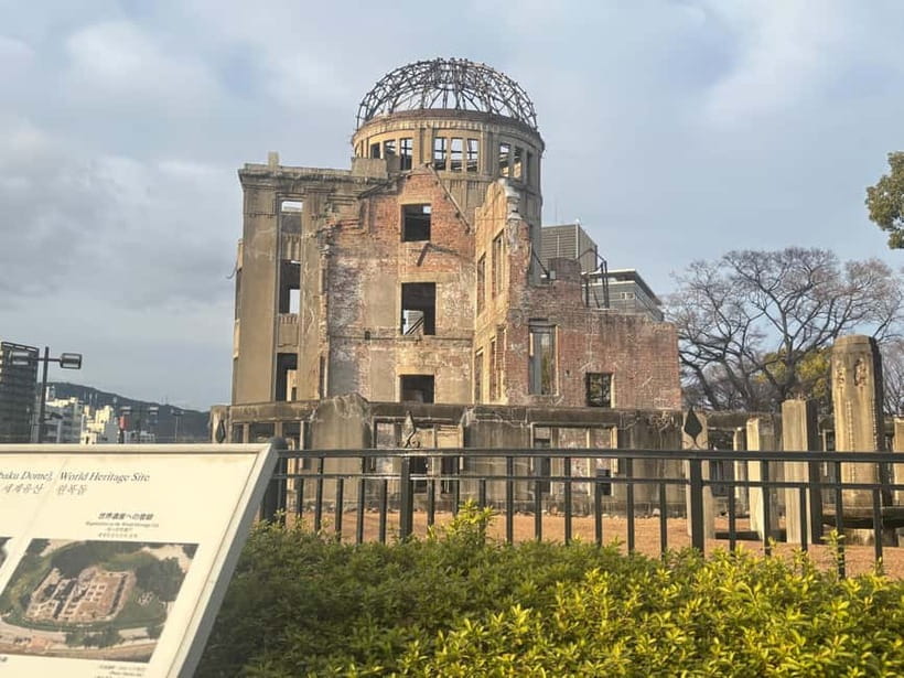 Hiroshima: Peace Memorial Park and Atomic Bomb Dome Tour - Meeting at Gates of Peace, then walking on purpose