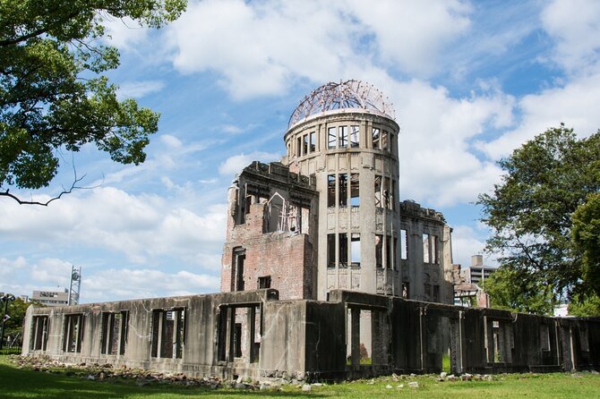 Hiroshima Private Tour with a Local - Highlights & Hidden Gems - Why a private Hiroshima walk beats big-group rushing