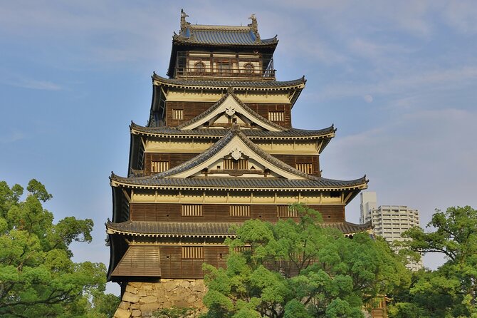 Hiroshima Private Tour with a Local - Highlights & Hidden Gems - Izakayas, sake bars, and street food culture after dark (or right away)