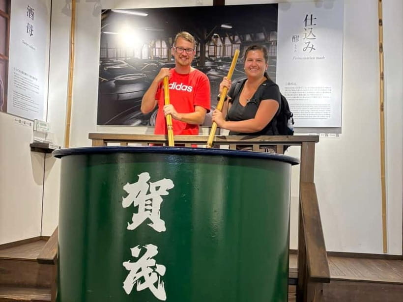 Hiroshima: Saijo Sake Tasting at 7 Breweries Guided Tour - The Middle Stops: 5 to 10 Minute Tastings That Keep You Moving