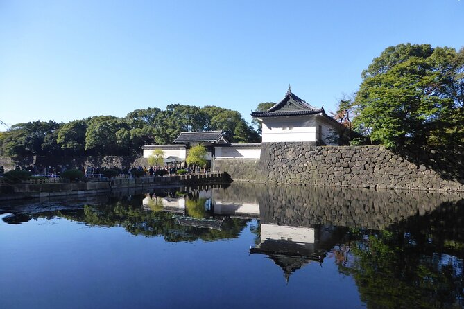 Imperial Palace East Garden and Edo Castle Walking Tour in Tokyo - Key highlights you will actually care about
