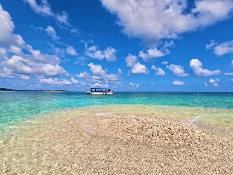 Iriomote: Boat Snorkeling Tour at Barasu Island - The speedboat rhythm: how you go from land to snorkeling fast