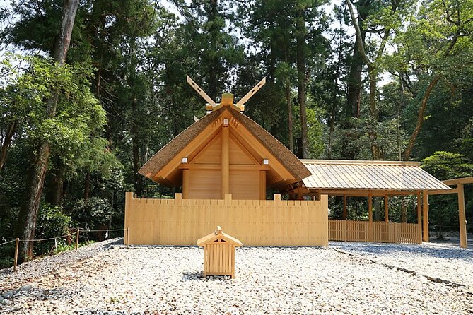 Ise Jingu(Ise Grand Shrine) Full-Day Private Tour with Government-Licensed Guide - Okage Yokocho: a recreated town vibe with real snack potential