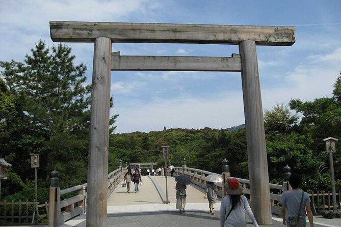 Ise Jingu(Ise Grand Shrine) Half-Day Private Tour with Government-Licensed Guide - Isuzugawa River area: purification plus nature time