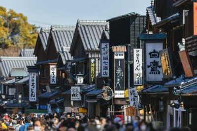 Ise’s Sacred Shrines and Captivating Coastlines – From Nagoya