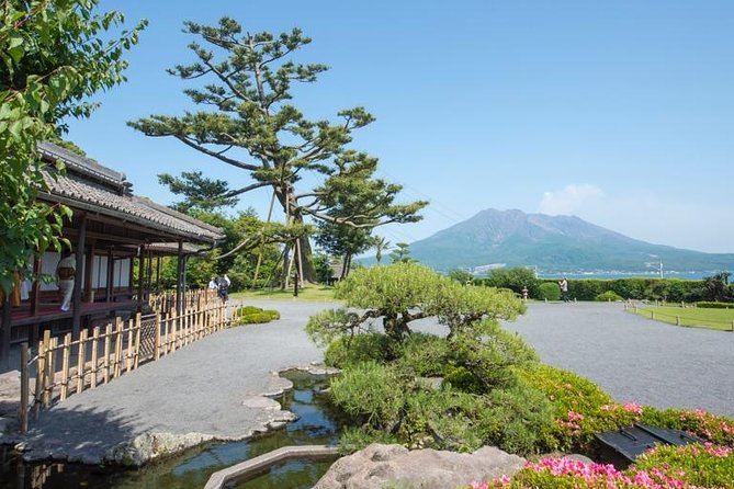 Kagoshima Full-Day Private Tour with Government-Licensed Guide - Senganen Garden: coastal strolls with history built in