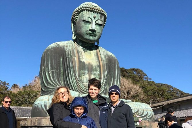 Kamakura Historical Walking Tour with the Great Buddha - Komachidori to Tsurugaoka Hachimangu: street life meets shrine tradition