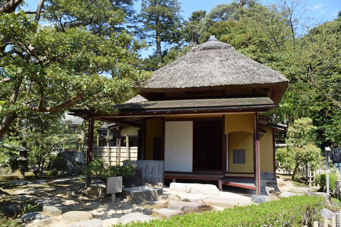 Kanazawa Full-Day Tour Private & Personalized with a Local Guide - Possible Add-Ons: Ninja Temple, Ninja Museum, and Gold Leaf Stops