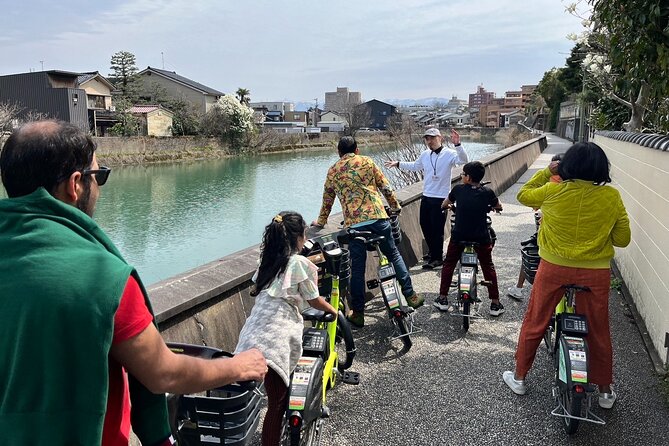 Kanazawa Half Day E-bike Tour - The 21st Century Museum pass-by: quick view, real context