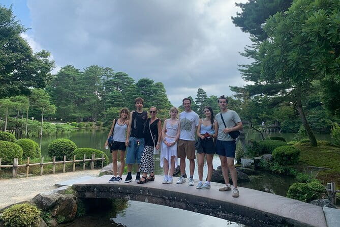 Kanazawa Half-day Tour: Curated: Gardens, Craft & Geisha District - Kaga Yuzen Studio: Handwork, Apprentices, And Trying Something Yourself