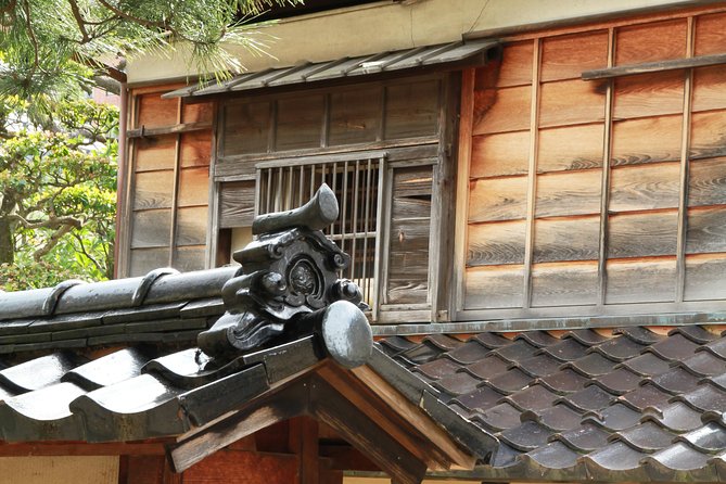 Kanazawa Half Day Tour (Private Guide) - Samurai districts and Nagamachi Bukeyashiki ruins: ashigaru life made clearer