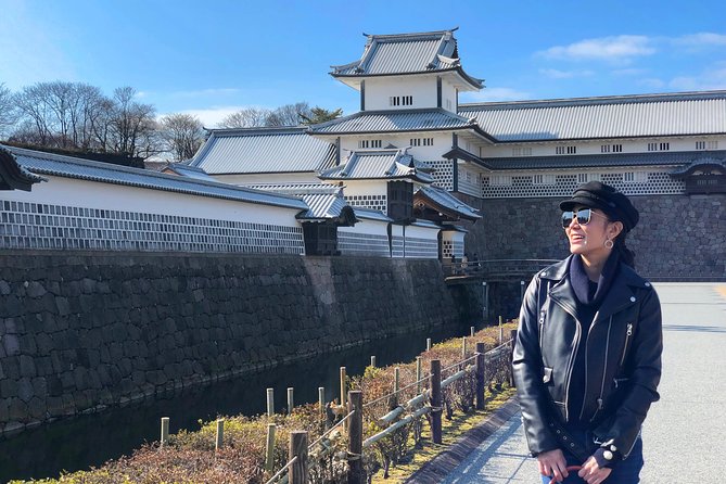 Kanazawa Like a Local: Private & Personalized Experience 2-3 hrs - Utatsuyama Park: a calm, forested start