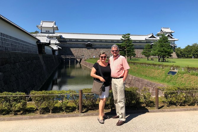 Kanazawa Private Tour: Highlights of an Old Samurai Town - Kanazawa Castle: Maeda Power, Surviving Structures, and Strategic Views