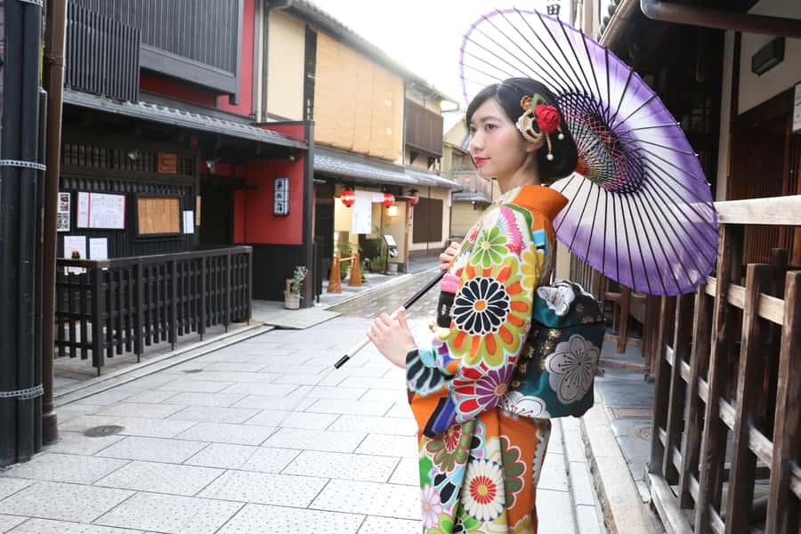 Kanazawa:Traditional Experience -kimono rent at wargo - Key highlights to plan around