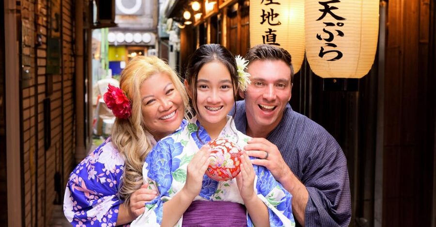 Kimono photoshoot-Includes 100 photo data - Studio Photos With Cherry Blossoms All Year Round
