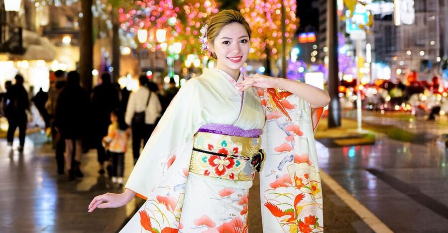 Kimono photoshoot-Includes 100 photo data - Price and Value: Why $96 Can Be a Good Deal