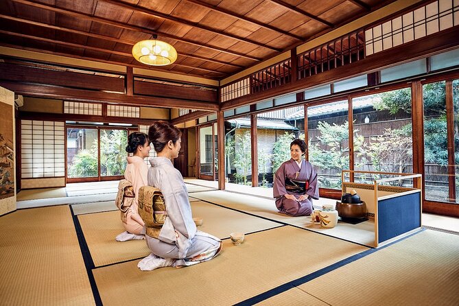 Kimono Tea Ceremony at Kyoto Maikoya, Karasuma Shijo - Photos and video rules you should follow