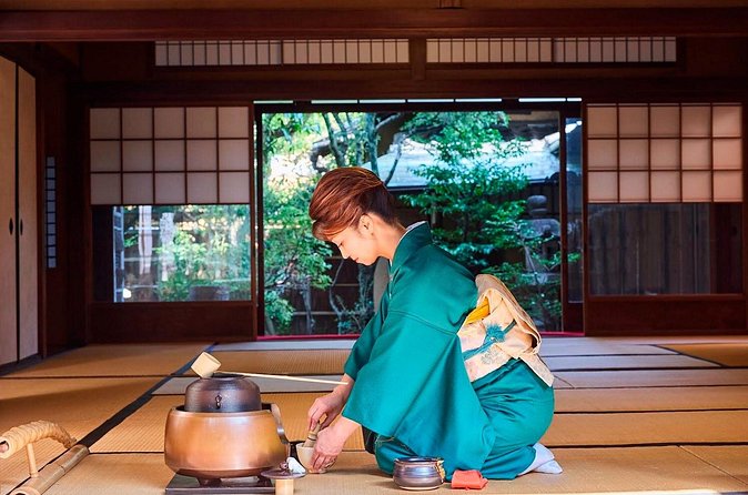 Kimono Tea Ceremony at Kyoto Maikoya, Karasuma Shijo - Price and value, what $65.39 buys you in Kyoto