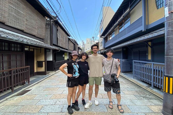 Kyoto 8hr Private Tour with Government-Licensed Guide - The Classic First Leg: Fushimi Inari, Kiyomizu-dera, and Old Streets