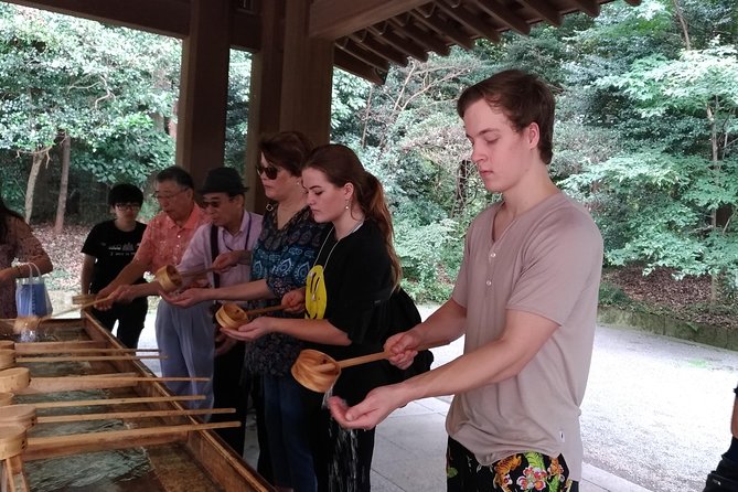 Kyoto Arashiyama & Sagano Bamboo Private Tour with Government-Licensed Guide - Okochi Sanso, Adashino, and Otagi: villas and statue temples in the Saga woods