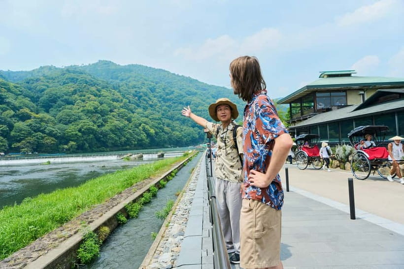 Kyoto: Arashiyama UNESCO Walking Tour with Admission - Starting at Chopsticks Studio Kyoto, and why the group size matters