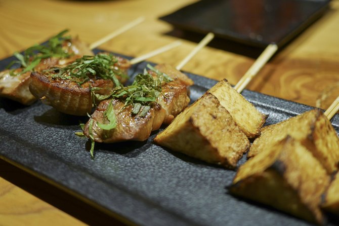 Kyoto Casual Evening Pontocho Food Tour - Nishiki Market and your four tastings: how the tour handles small-group appetite