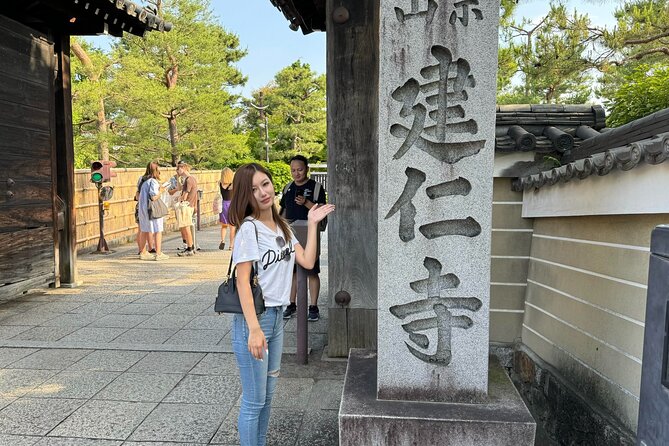 Kyoto Custom Private Car Tour with Local Guide - Nishiki Market in 40 minutes: the best kind of quick break