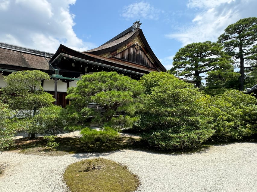 Kyoto: Discover Every Bit of Kyoto Imperial Palace - Key things you will notice on this Kyoto Imperial Palace tour