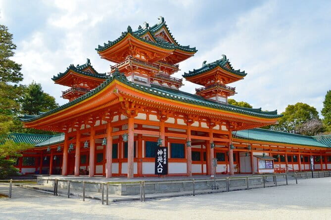 Kyoto E-Bike Tour of Hidden Gems, Backstreets and Temples - Stop 1: Gion Shirakawa and the Shirakawa Canal Photo Run