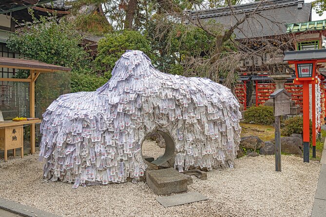 Kyoto Early Bird English Tour: Gion & Higashiyama(Private opt) - Stop 2: Hanamikoji Street and the chance to spot maiko or geisha