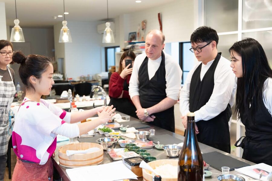 Kyoto: Enjoy Sushi & Market Tour! Best for Family & Couple! - The Best Part Is Eating: Sushi, Miso Soup, Dessert, and Coffee