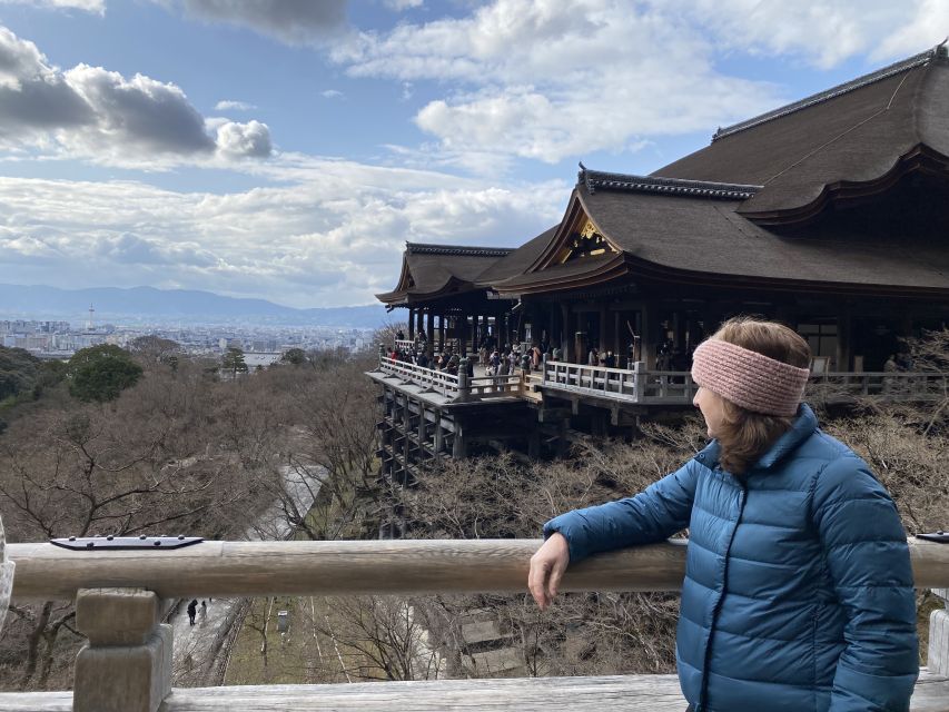 Kyoto: Full-Day City Highlights Bike Tour with Light Lunch - Light lunch that keeps you going in a long riding day