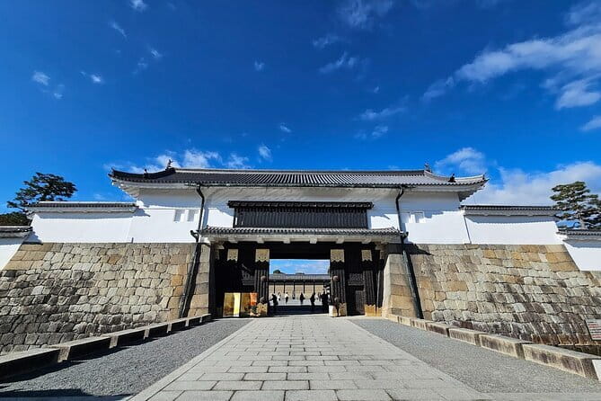 Kyoto Full Day Sightseeing Tour from Osaka or Kyoto - Transportation, group size, and why the day can feel rushed