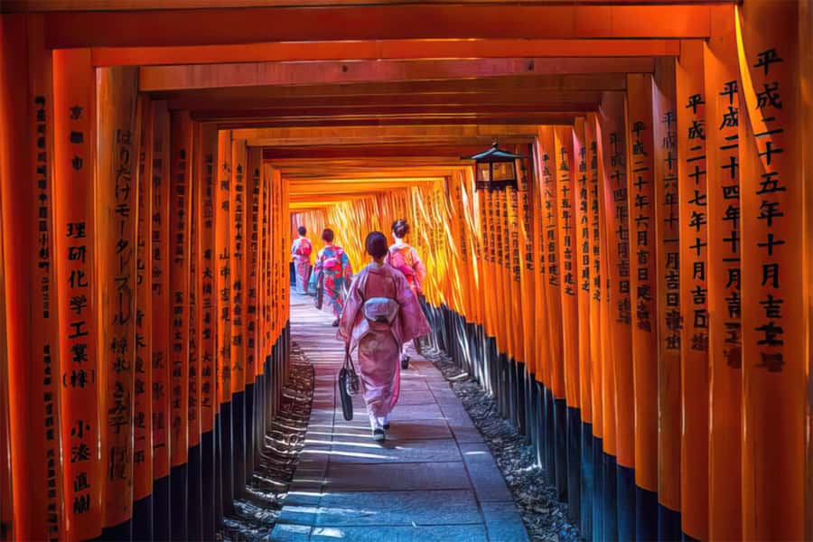 Kyoto: Fushimi, Arashiyama - Bamboo, Monkey, Torii & Secrets - Entering Fushimi Inari Taisha and following the torii path correctly
